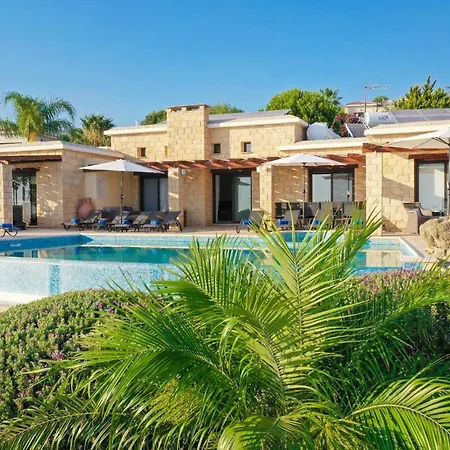 Villa Nikki